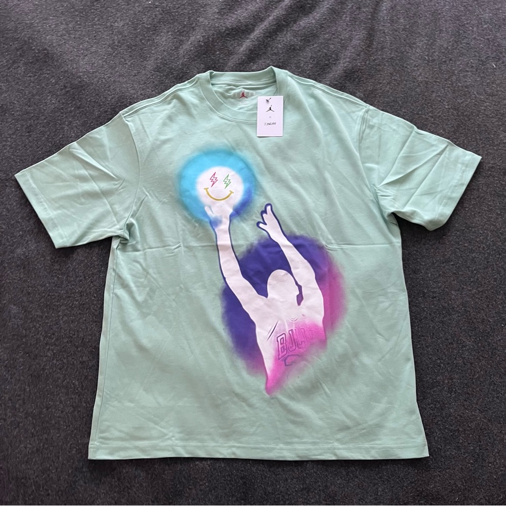 Air Jordan x J Balvin DR2962-308 Men's T-Shirt Size Large L Enamel Green New